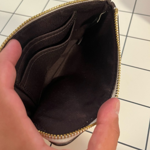 Coach Floral Wristlet🤍 - Picture 2 of 4